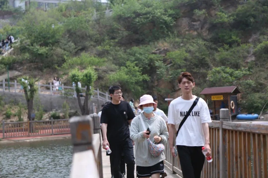 立足當“夏”，覓清涼 