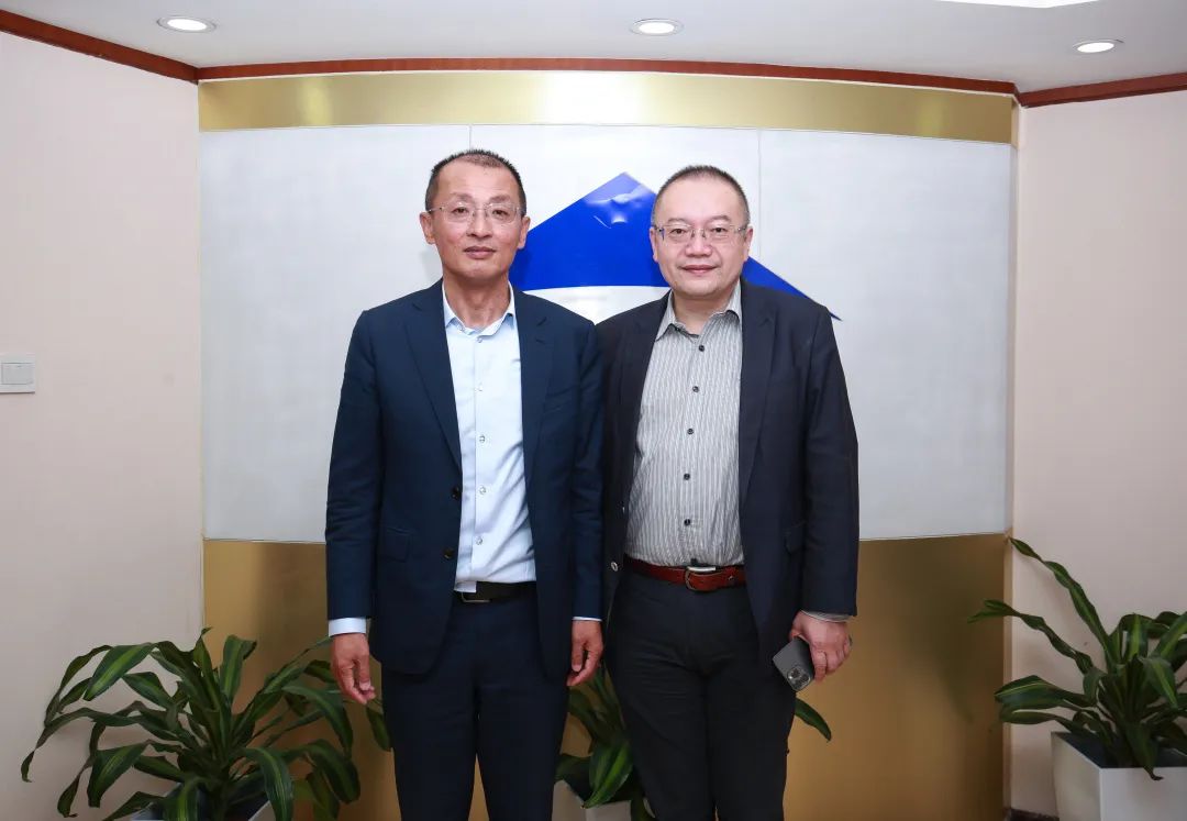 熱烈歡迎法國布雷斯特商學院校長沈岱博士、Clovitis中國辦公室負責人劉彥麟一行來訪社科賽斯！