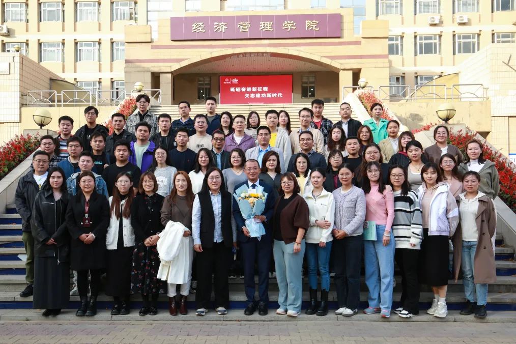 社科賽斯考研董事長甄誠先生應邀為河北工業大學MBA帶來專題講座！